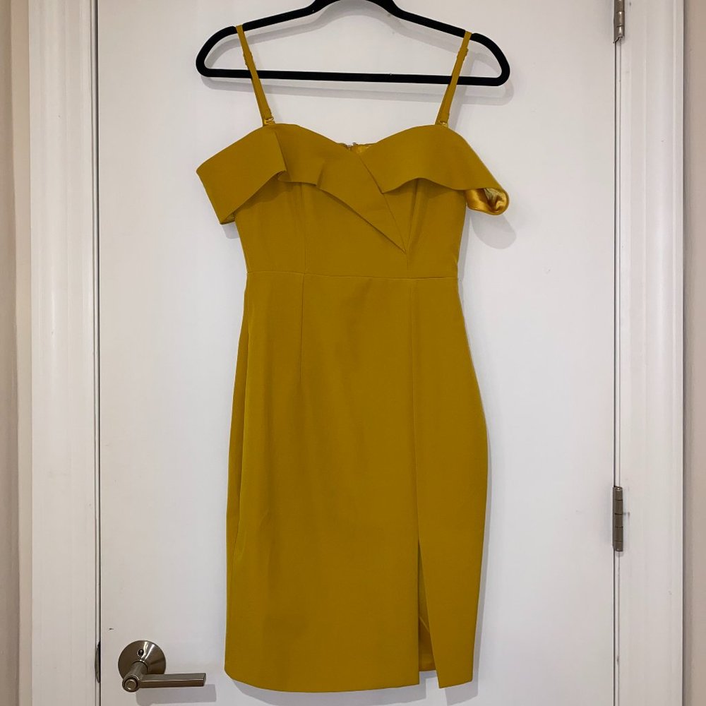 NEW! One One Six: Women’s Mustard off the shoulder Midi Dress NWT (size X-small)